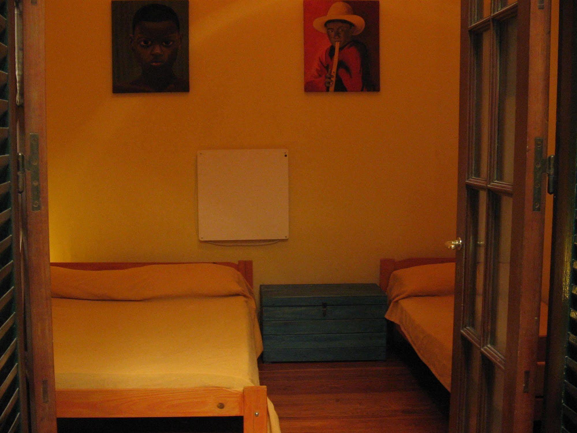 VI Luz Y Entre Hostel Buenos Aires Dış mekan fotoğraf
